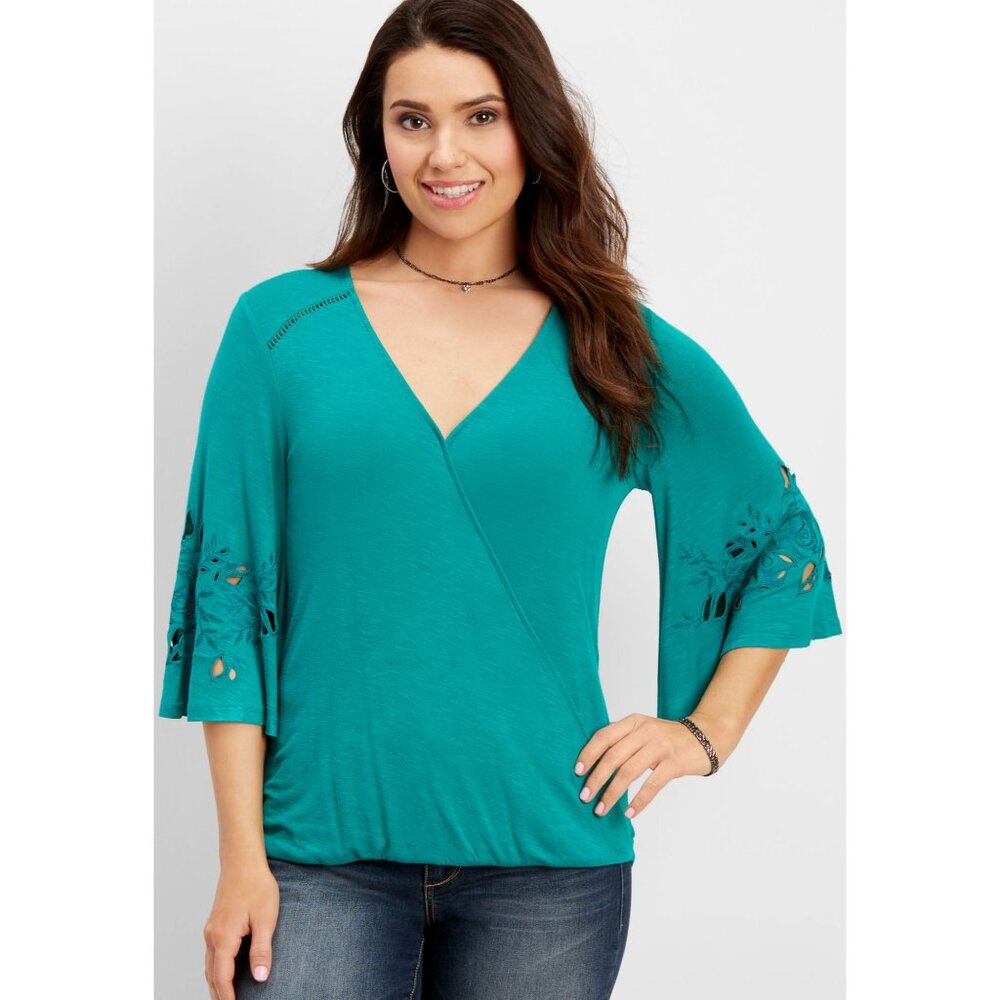 Maurices Wrap Blouse Size 3 V Neck Embroidered Cutout Bell Sleeve Teal Boho Chic